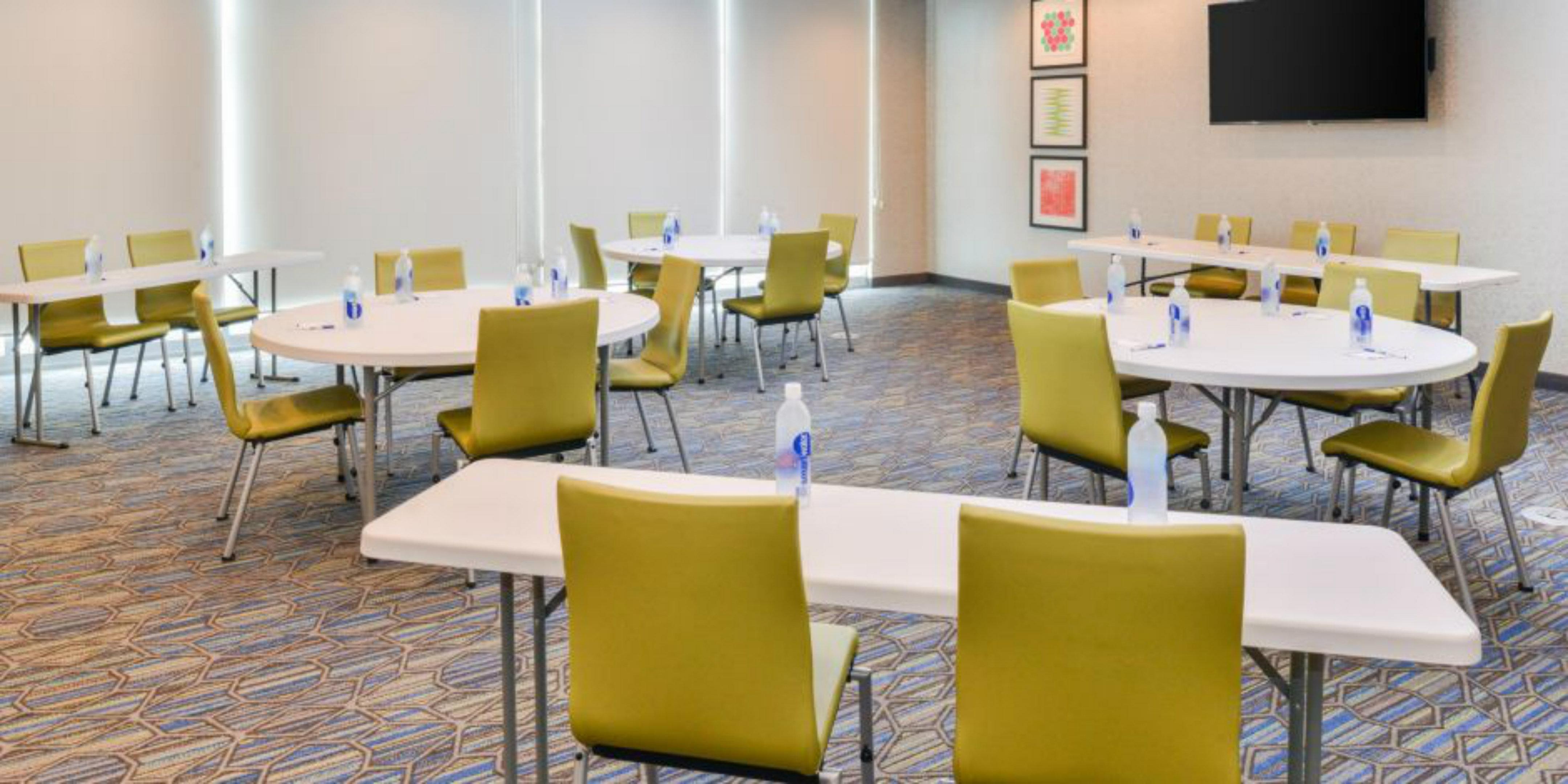 Holiday Inn Express - Alliance By Ihg Extérieur photo
